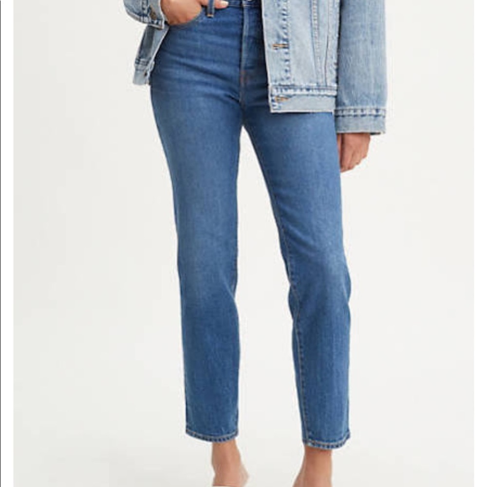 Levi’s wedgie jeans